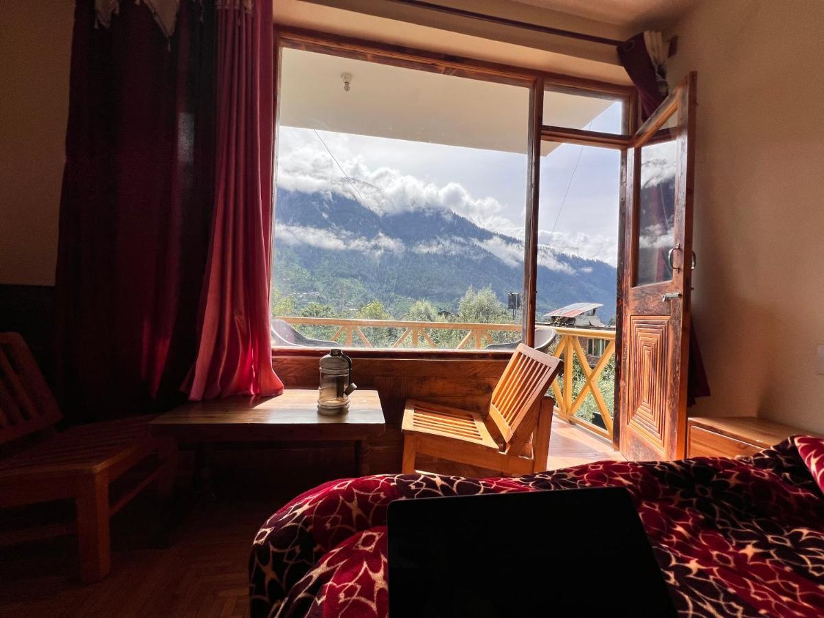 A Pousada Yolo Backpackers - Manali Exterior foto