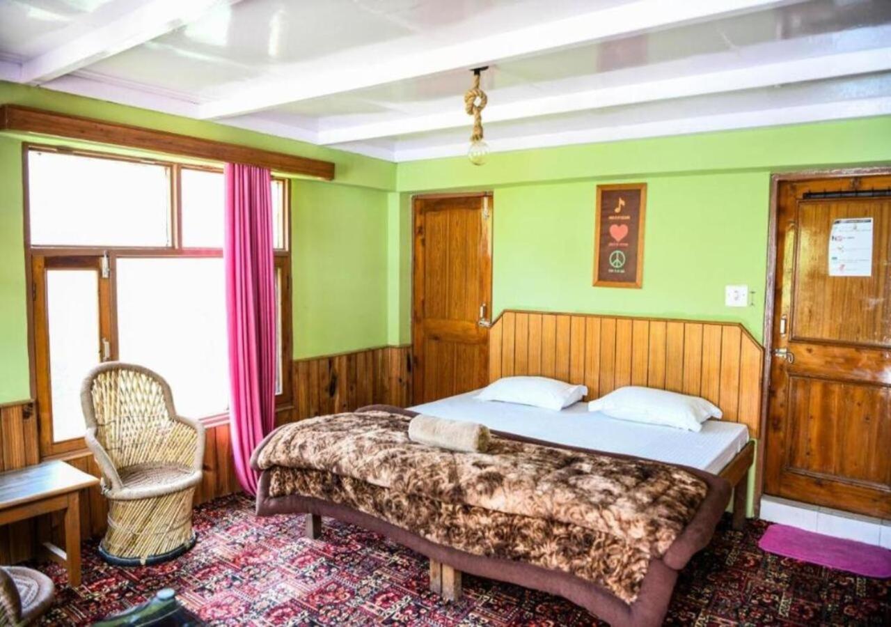 A Pousada Yolo Backpackers - Manali Exterior foto