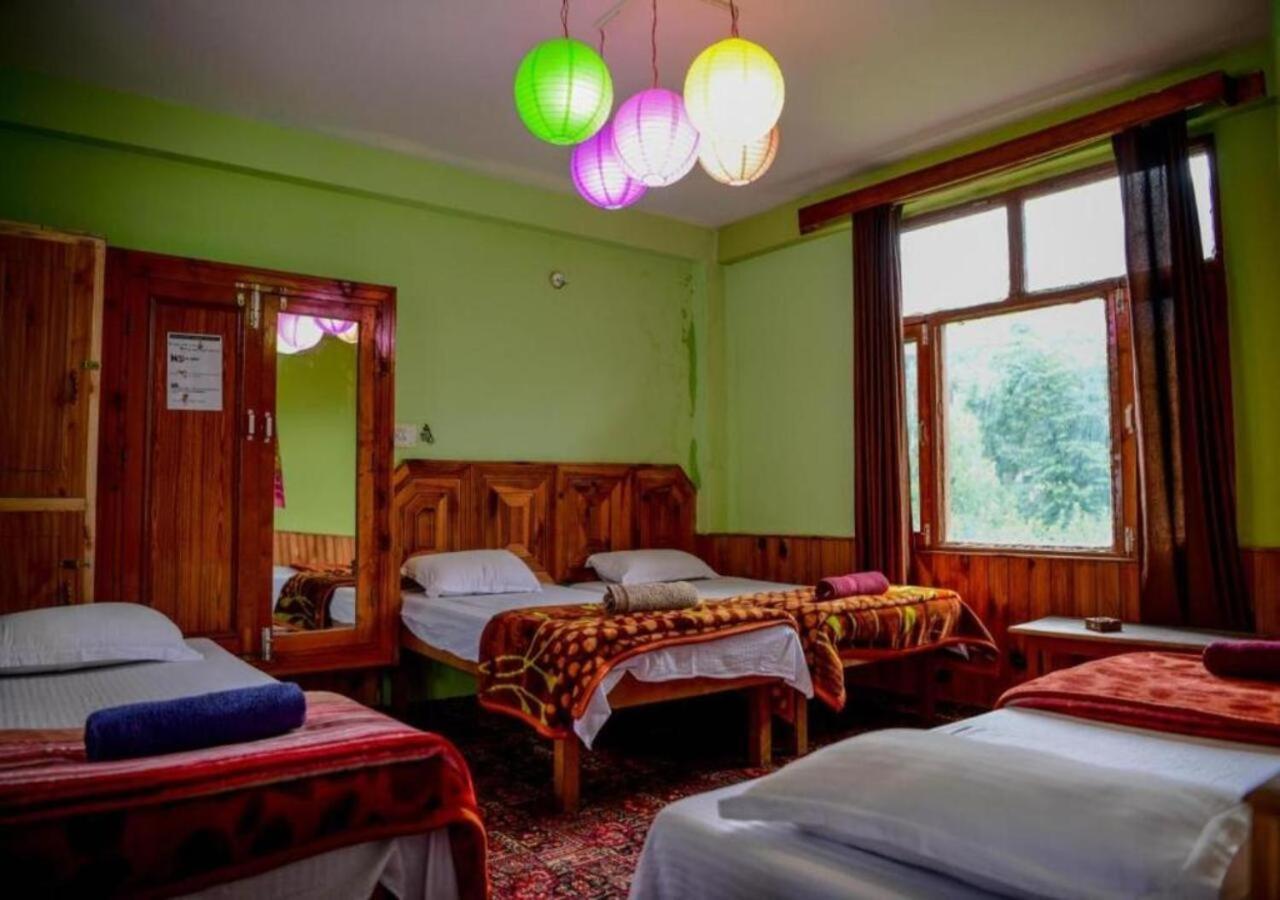 A Pousada Yolo Backpackers - Manali Exterior foto