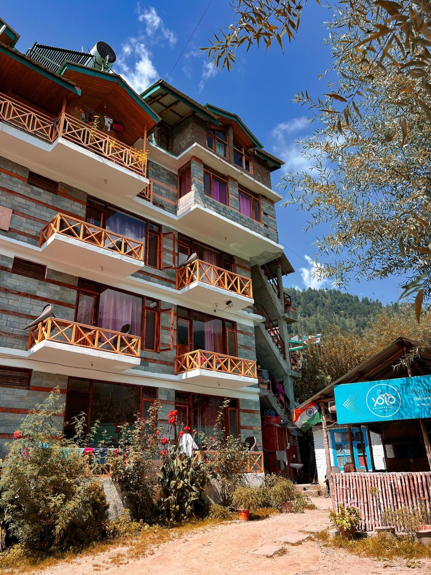 A Pousada Yolo Backpackers - Manali Exterior foto