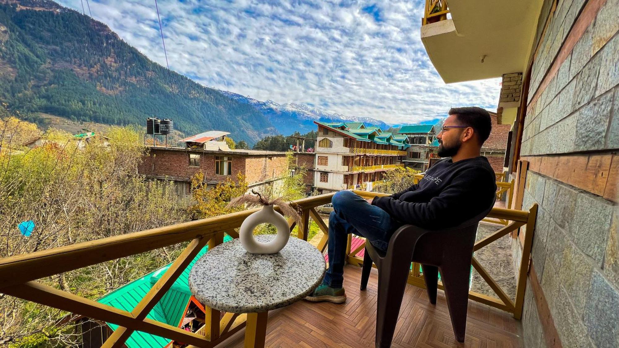 A Pousada Yolo Backpackers - Manali Exterior foto