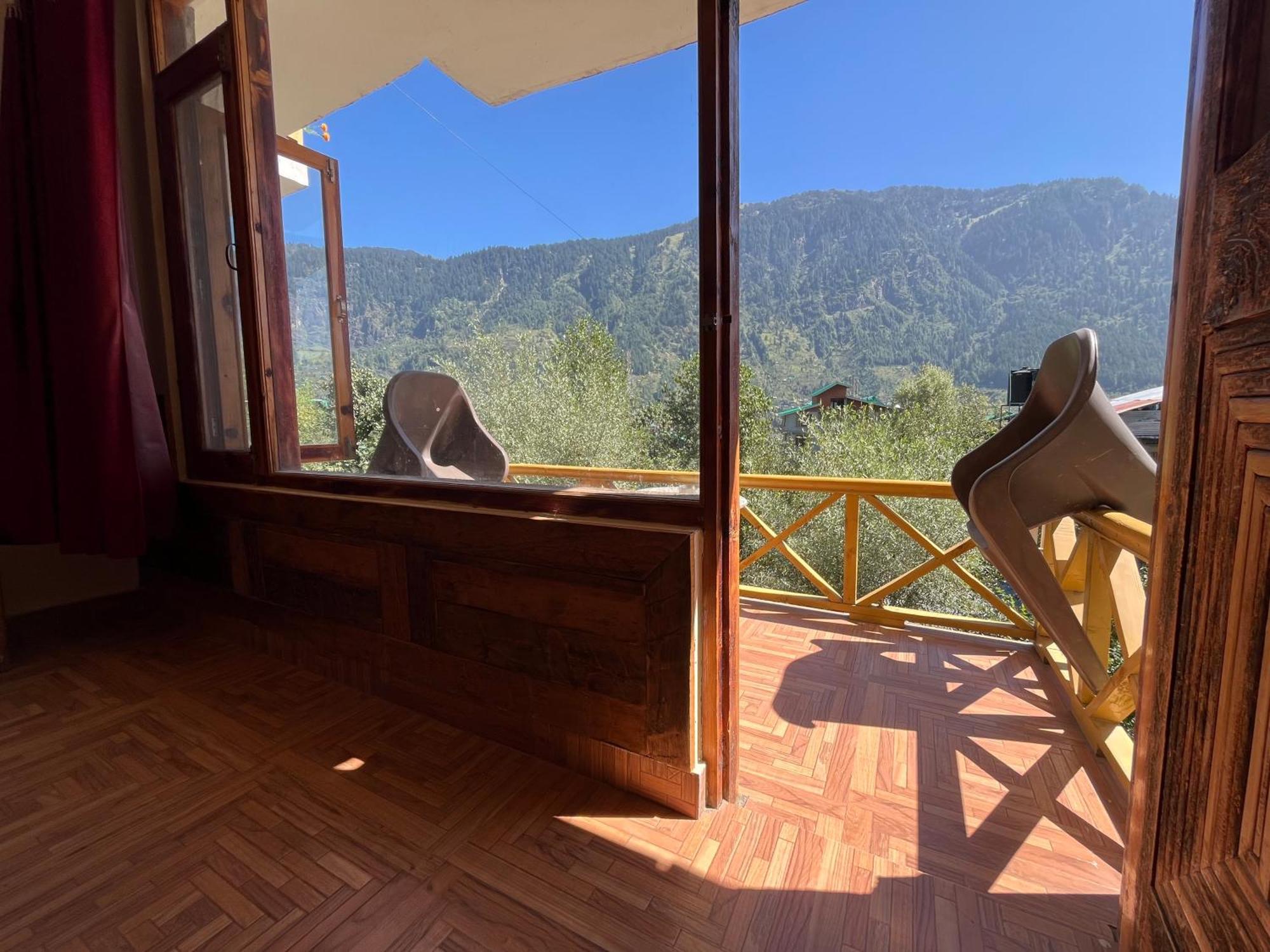 A Pousada Yolo Backpackers - Manali Exterior foto
